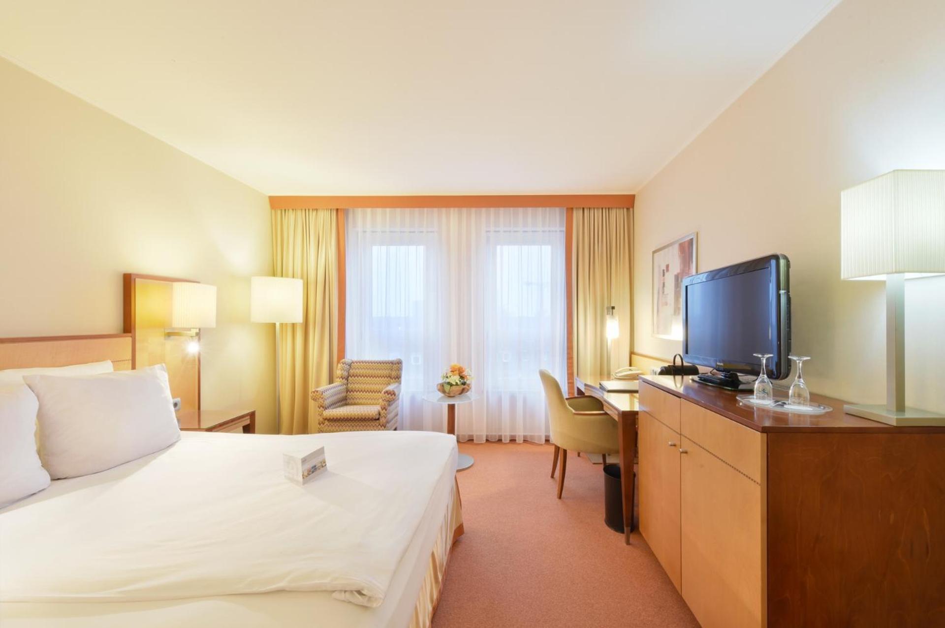 The Q Quadro City Hotel Karlsruhe Exterior photo